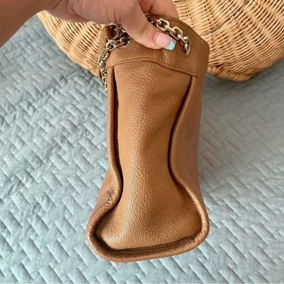 Tory Burch Britten Tote - Picture 11 of 12